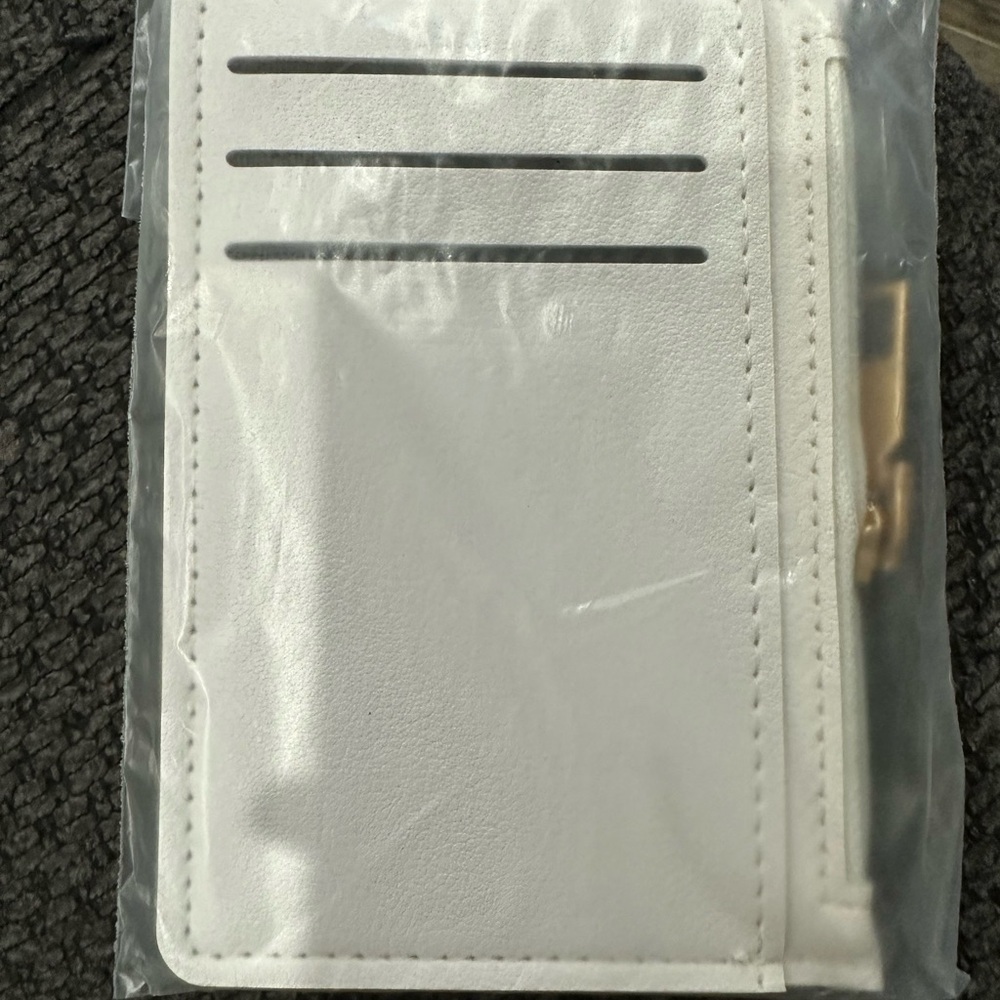White Card Holder with Gold Zipper​